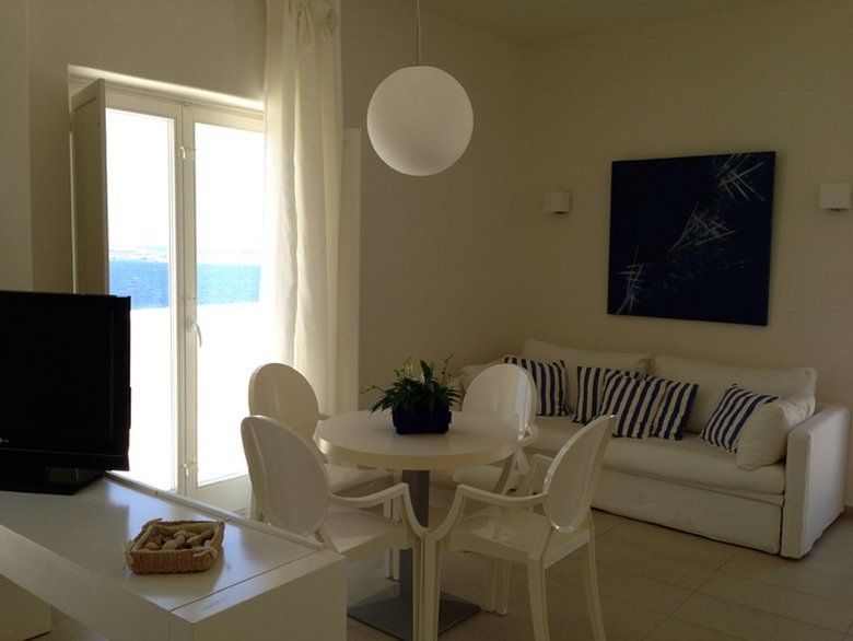 Hotel Archipelagos (superior)
