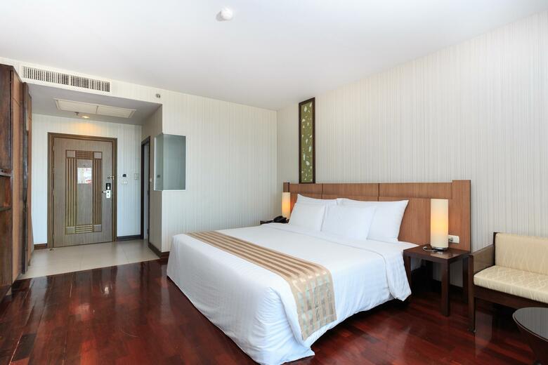 Hotel Pattaya Discovery Beach
