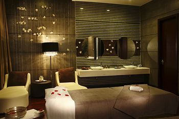 Grand Gongda Jianguo Hotel