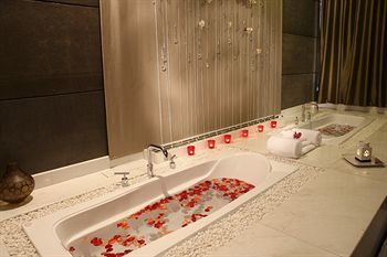 Grand Gongda Jianguo Hotel
