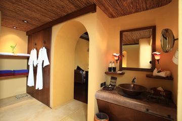 Hotel Paradee