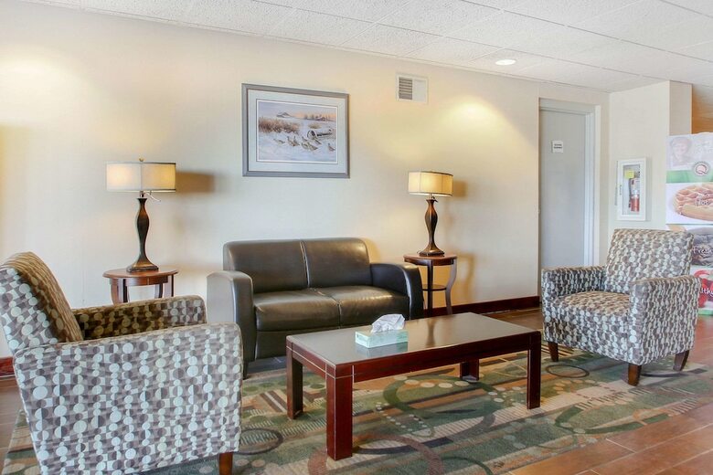 Hotel Quality Inn & Suites