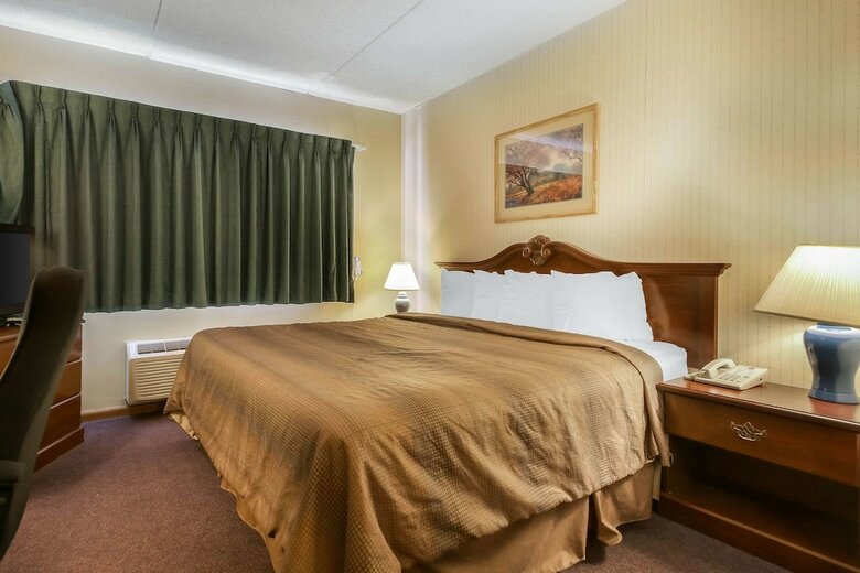 Hotel Quality Inn & Suites