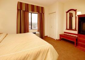 Hotel Comfort Suites