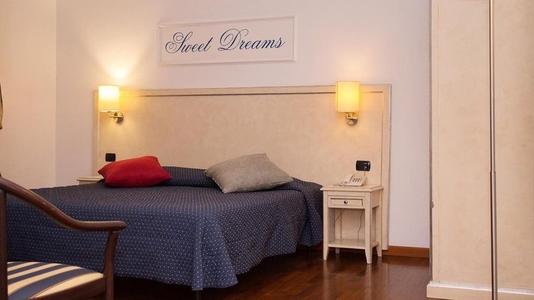 Hotel Inn Rome Rooms & Suites