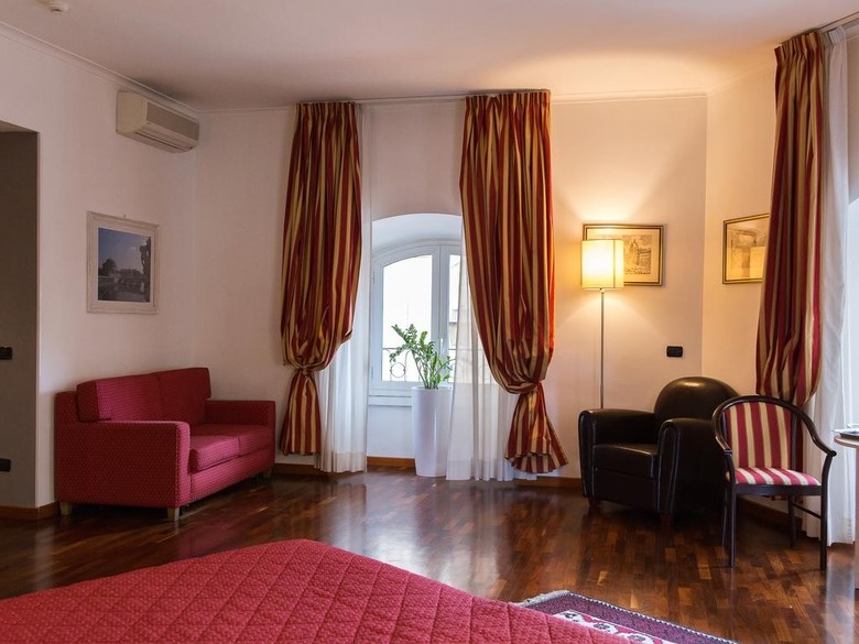 Hotel Inn Rome Rooms & Suites