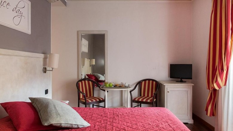 Hotel Inn Rome Rooms & Suites