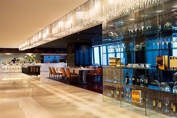 Hotel Renaissance Zhongshan Park