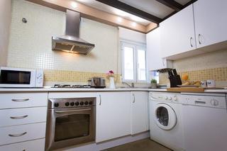 Apartment In M�laga 102290