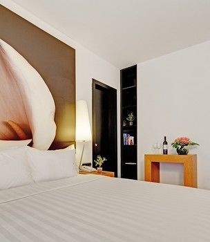 Savoy Sea Side Hotel