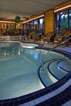 Cedar Court Hotel