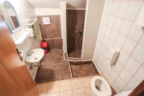 Hostal Pansion Sebilj