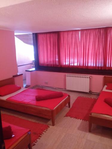 Hostal Pansion Sebilj