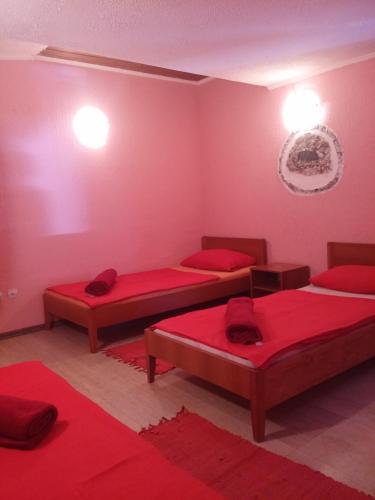Hostal Pansion Sebilj