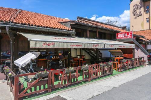 Hostal Pansion Sebilj