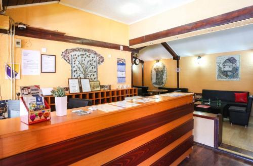 Hostal Pansion Sebilj