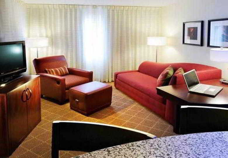 Hotel Residence Inn By Marriott Central Expressway