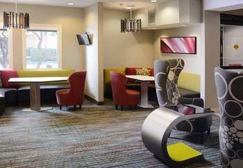 Hotel Residence Inn By Marriott Central Expressway