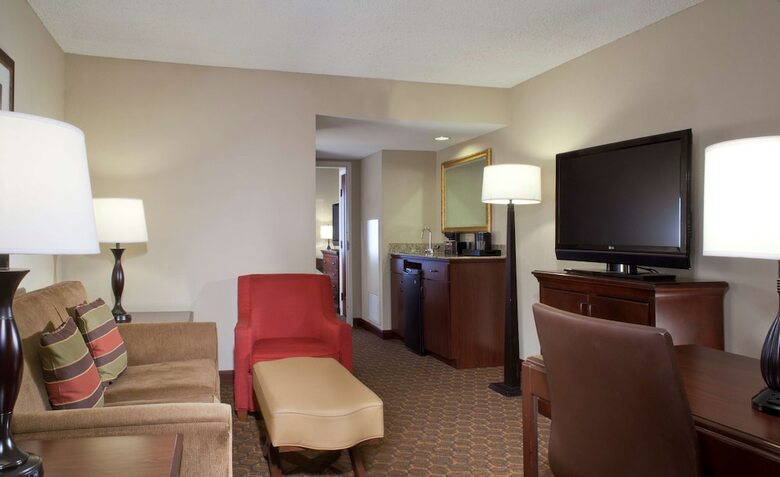 Hotel *embassy Suites Austin - Arboretum*