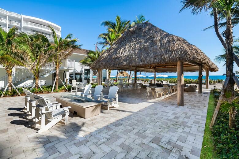 Hotel Beachcomber Resort & Villas