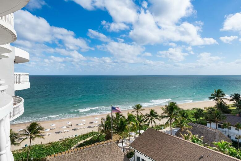Hotel Beachcomber Resort & Villas