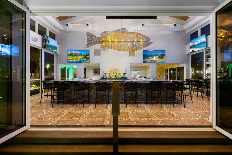 Hotel Beachcomber Resort & Villas