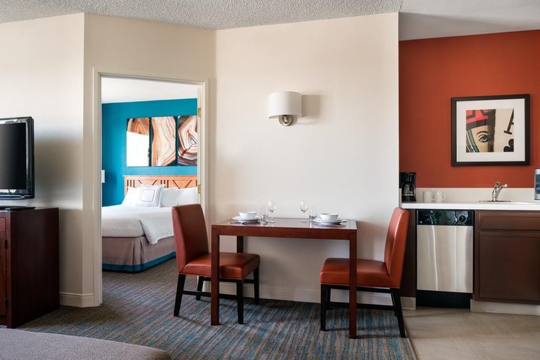 Hotel Residence Inn Hughes Center