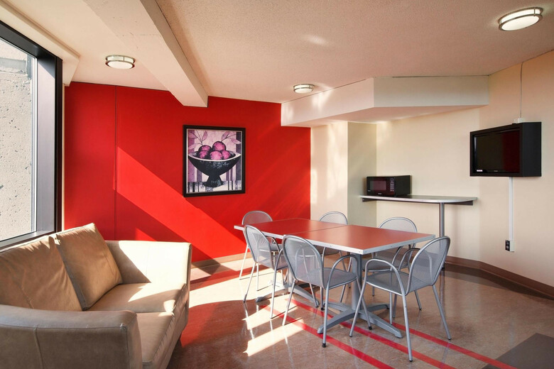 Studios Hotel