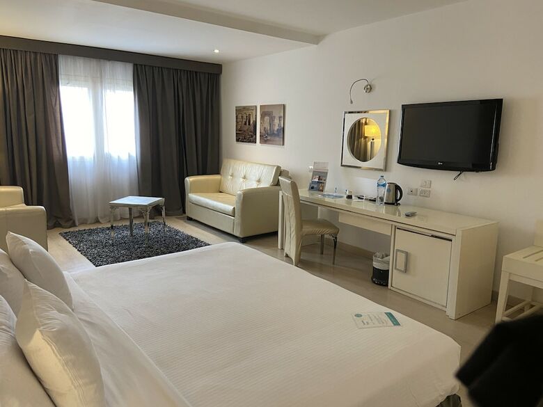 Hotel Barcelo Cairo Pyramids