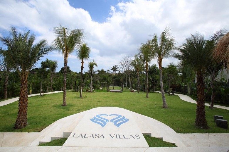 Hotel Lalasa Villas