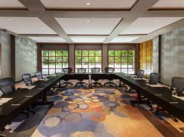 Hotel Sofitel Singapore Sentosa Resort And Spa