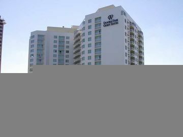 Hotel Doubletree Suites By Hilton - Gallery One