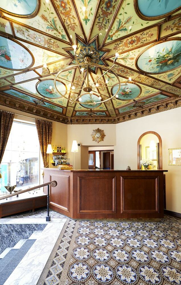 Hotel Royal
