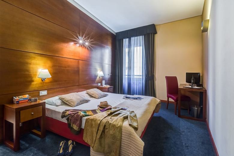 Bed & Breakfast Rovati Guest House