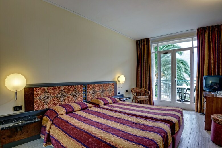 Hotel Cristina