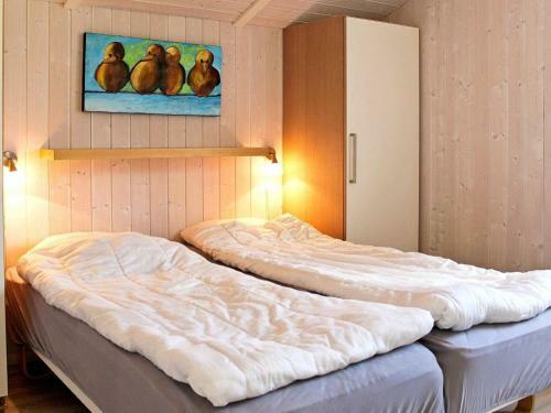 Three-bedroom Holiday Home In Bl�vand 46