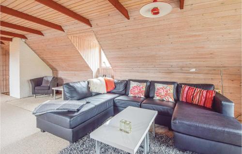 Holiday Home Hans Thuesensvej Bl�vand IV