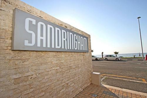 Hotel Sandringham II