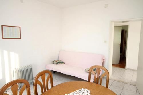 Apartment Kastel Stari 6059a