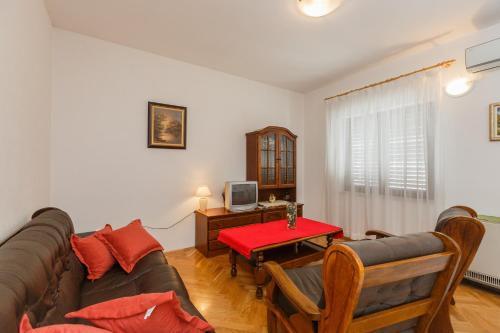 3 Bedroom Apartment Antonio