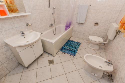 3 Bedroom Apartment Antonio