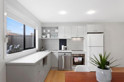 Manallack Apartments Boyd And Whiteley