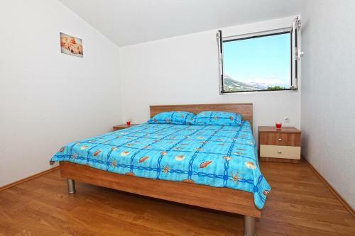 Apartments With A Parking Space Kastel Stari (kastela) - 11571