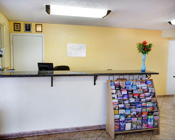 Hotel Econo Lodge Marcos