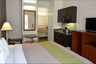 Hotel Quality Suites