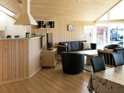 Holiday Home Blommestien II