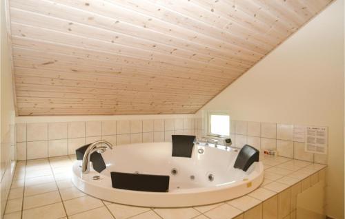 Holiday Home Kaninstien On III