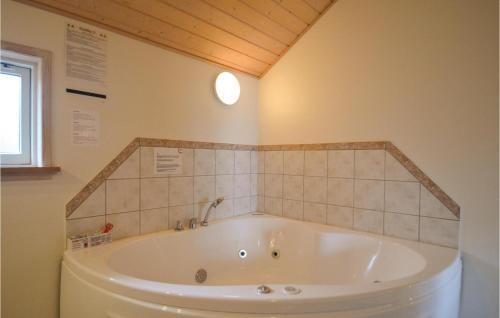 Holiday Home Egernstien V�ggerl�se IV
