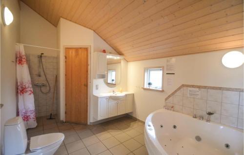 Holiday Home Egernstien V�ggerl�se IV