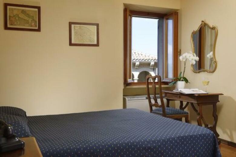 Hotel Titano